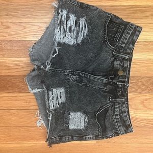 Black jean shorts in good condition size small